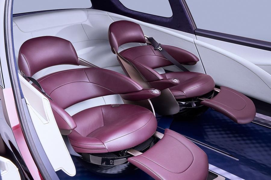 Интерьер Toyota Fine-Comfort Ride 2017 года  (фото 4 из 19)